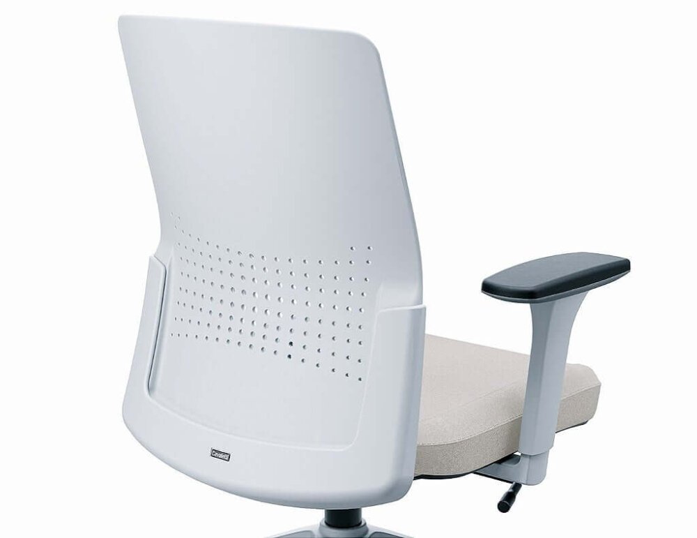 Cavaletti Moov - Cadeira para escritório Executiva Giratória 17201 - Encosto em Plástico