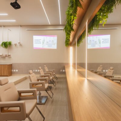 Cadeira de cabeleireiro Lisboa Reclinável para Salão de Beleza