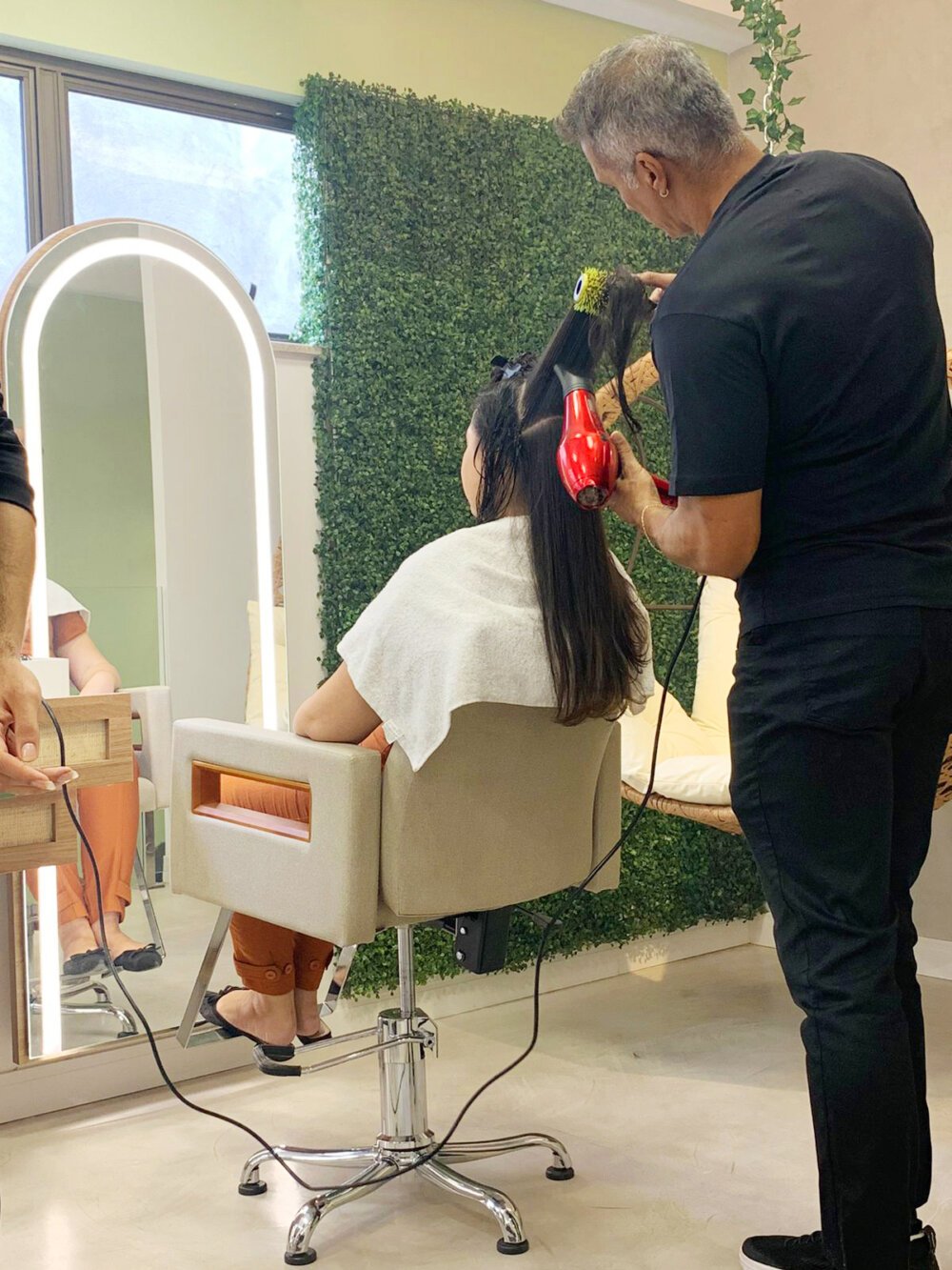 Cadeira de cabeleireiro Lisboa Reclinável para Salão de Beleza