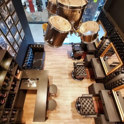 Cadeira de Barbeiro Hawk com Capitonê