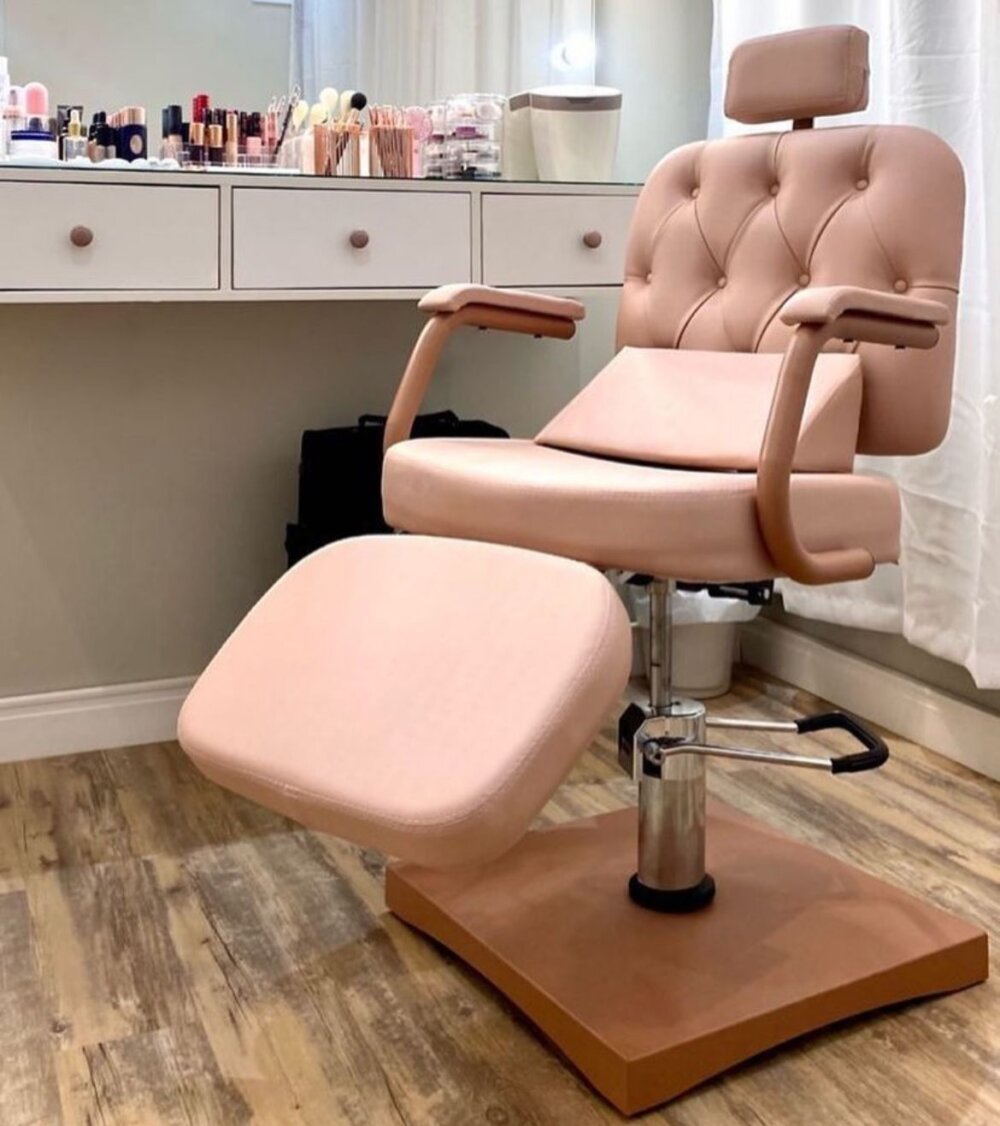 Cadeira Beauty Rosé com Descanso de Pernas para Salão de Beleza