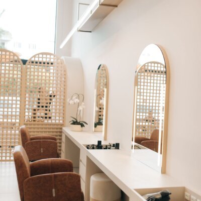 Cadeira Vogue Fixa para Cabeleireiro e Salão Cadeira Vogue Fixa para Cabeleireiro e Salão