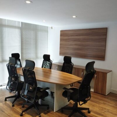 Mesa de Reunião Semi Oval M25