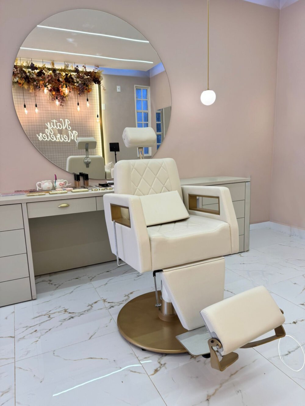 Cadeira Luna para maquiagem