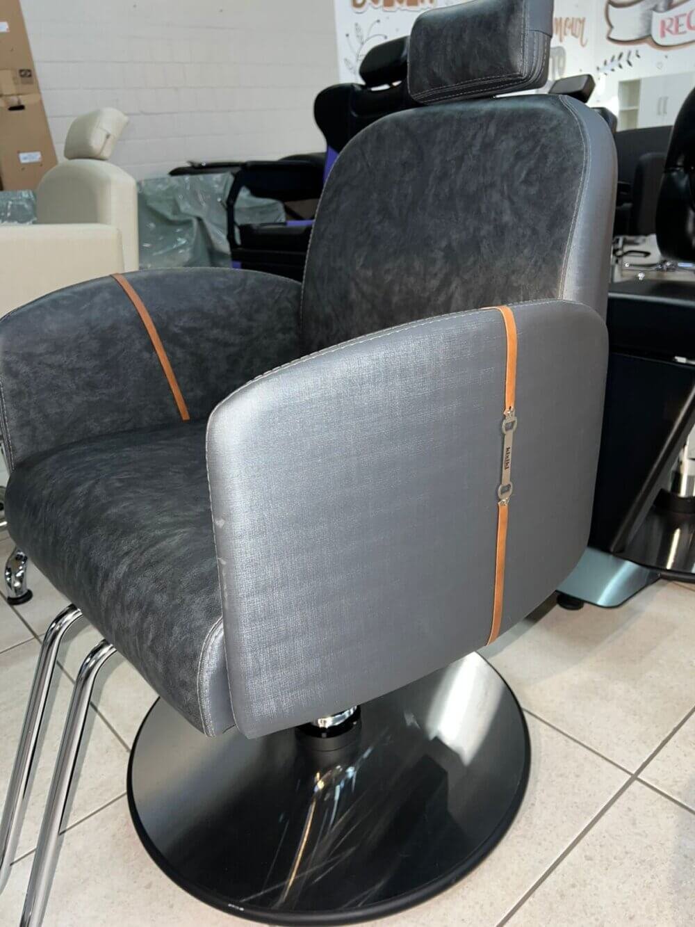 Cadeira Vogue Reclinável Base Redonda - OUTLET