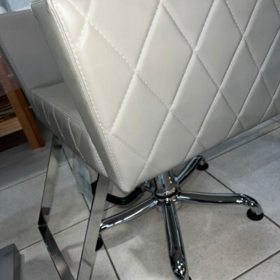 Cadeira Niágara com Matelassê fixa - OUTLET