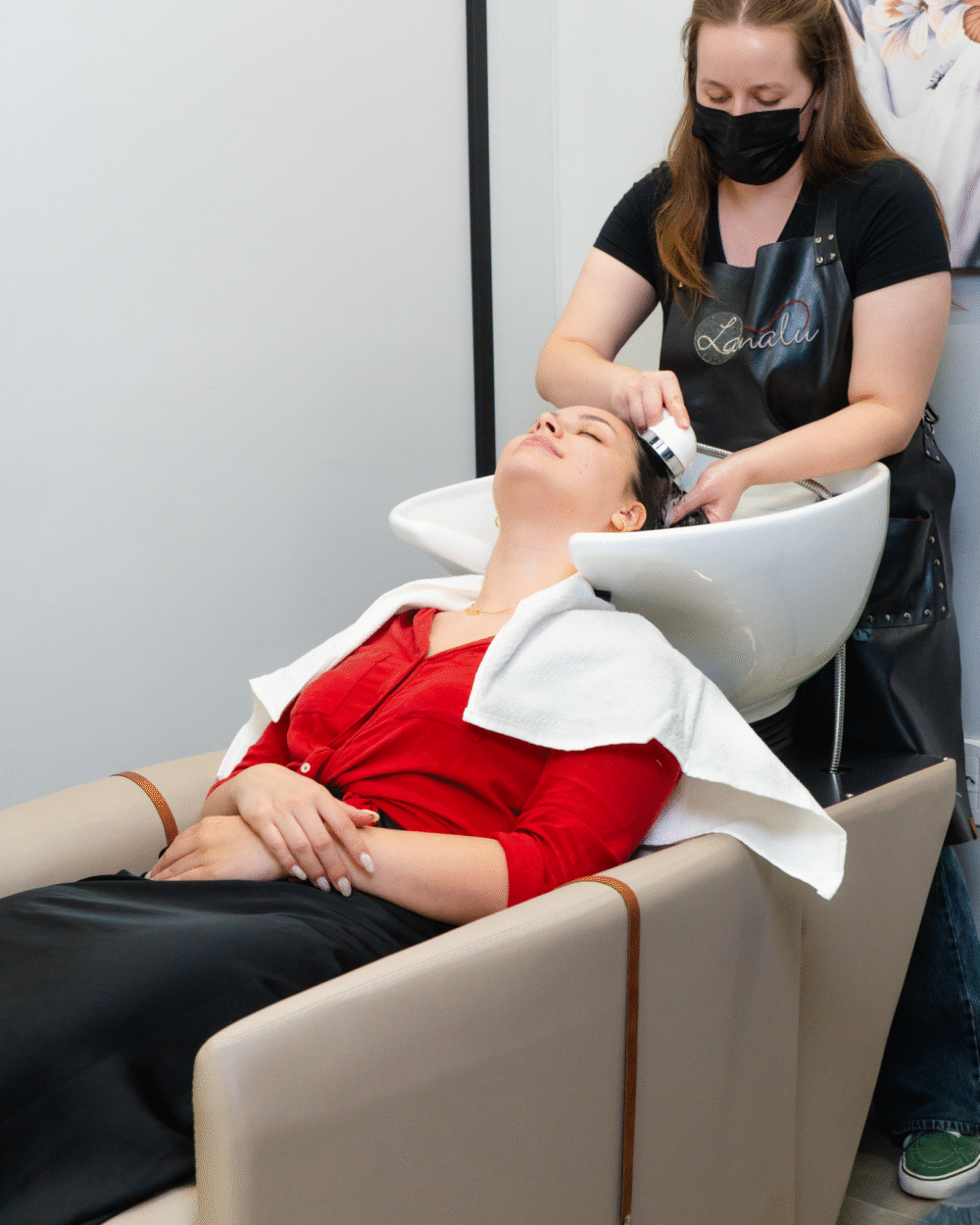 Lavatório Vogue Premium com Massageador e Elevação de Pernas Elétrica Lavatório Vogue Premium com Massageador e Elevação de Pernas Elétrica