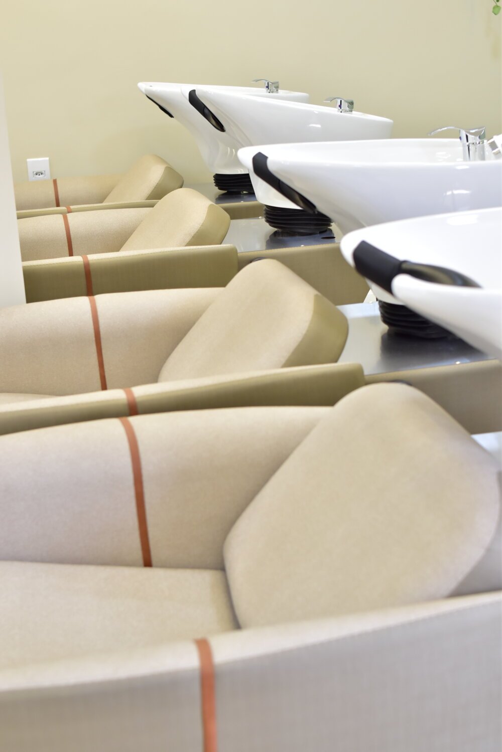 Lavatório Vogue Premium com Massageador e Elevação de Pernas Elétrica Lavatório Vogue Premium com Massageador e Elevação de Pernas Elétrica