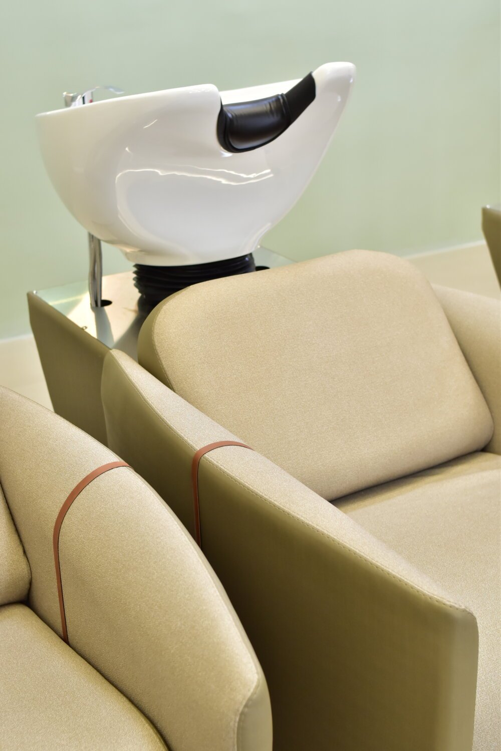 Lavatório Vogue Premium com Massageador e Elevação de Pernas Elétrica Lavatório Vogue Premium com Massageador e Elevação de Pernas Elétrica