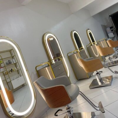 Cadeira de cabeleireiro Nature Amadeirada com base quadrada