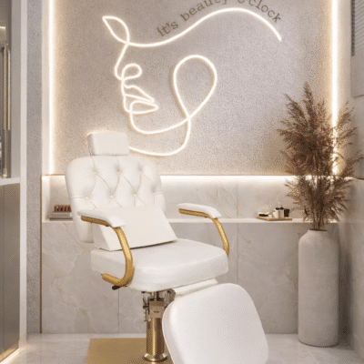 Cadeira Beauty Gold com Descanso de pernas para Salão de Beleza Cadeira Beauty Gold com Descanso de pernas para Salão de Beleza